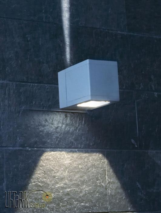 Настенный светильник Norlys Voss 1570AL