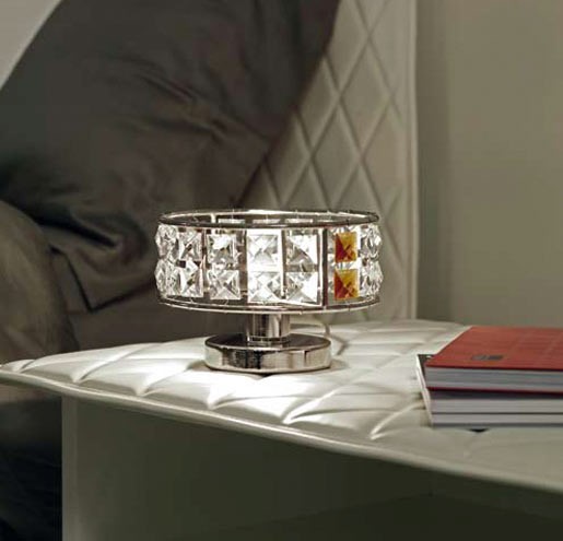 настольная лампа