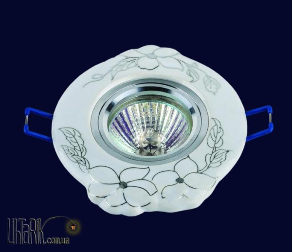 Levistella Точечный светильник 70599 CR